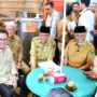 wakil-walikota-dampingi-mendag-ri-tinjau-harga-bahan-pokok-di-pasar-raya-padang