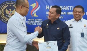 hibahkan-aset-untuk-ukk-imigrasi-agam,-pasaman-diganjar-penghargaan-tertinggi hibahkan-aset-untuk-ukk-imigrasi-agam,-pasaman-diganjar-penghargaan-tertinggi