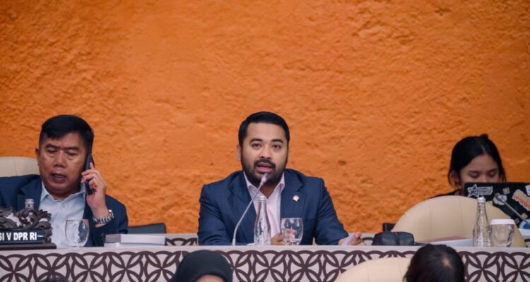 zigo-rolanda-tekan-kemenhub-selamatkan-publik,-perlintasan-ka-harus-jadi-program-utama