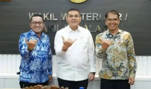 upayakan-alih-fungsi-lahan-sesuai-rtrw,-bupati-dan-rektor-uin-batusangkar-temui-wamen-atr/bpn upayakan-alih-fungsi-lahan-sesuai-rtrw,-bupati-dan-rektor-uin-batusangkar-temui-wamen-atr/bpn