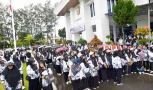 peringati-hut-ke-80,-pgri-kota-pariaman-adakan-jalan-sehat