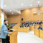 walikota-padang-jadi-narasumber-pada-seminar-sekolah-legislatif-2025