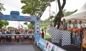 walikota-padang-peserta-padang-city-trail-2025