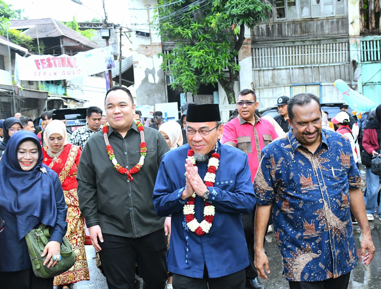 wakil-walikota-hadir-dan-buka-kegiatan-tradisi-serak-gulo