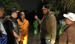 pantau-wilayah-terdampak-banjir,-wako-fadly-amran:-bantuan-segera-dikirim