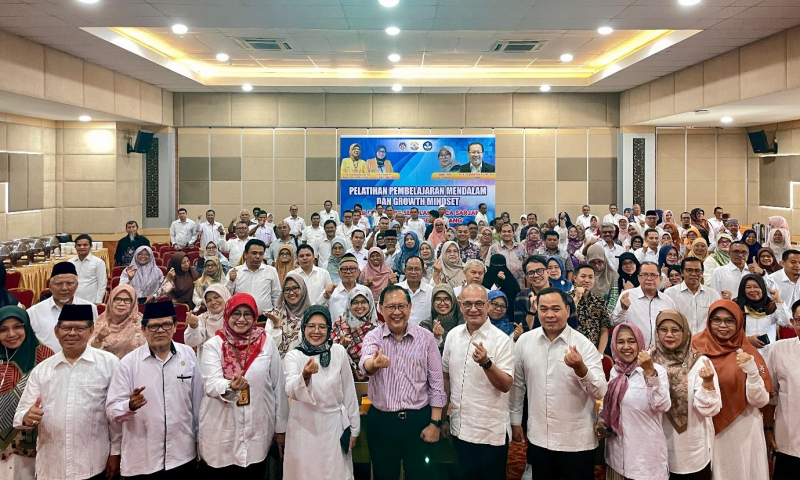 225-dosen-ppg-unp,-guru-pamong-dan-kepsek-ikuti-tot-growth-mindset-coach-bersama-prof-djohan-yoga