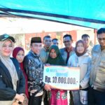 wakil-walikota-padang-serahkan-bstt