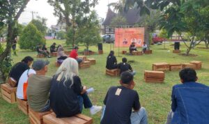 dimulai-malam-ini,-pertunjukan-dan-diskusi-warnai-payakumbuh-poetry-festival-2025 dimulai-malam-ini,-pertunjukan-dan-diskusi-warnai-payakumbuh-poetry-festival-2025