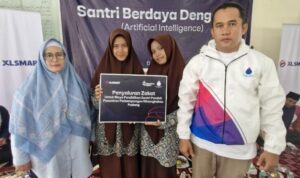 xlsmart-sukses-edukasi-santri-pesantren-perkampungan-minangkabau-dengan-literasi-digital-dan-ai