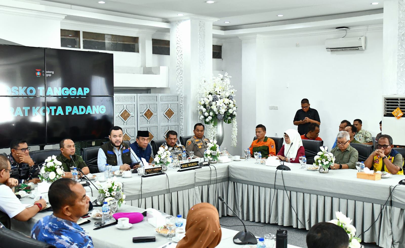 wako-padang-bersama-forkompinda-bertekad-percepat-pemulihan-pasca-bencana