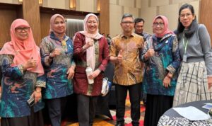 sekjen-kemenlu-ri,-denny-abdi-terpilih-sebagai-ketua-umum-dpp-ika-unand-2025–2029