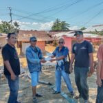 gerak-cepat-tim-peduli-banjir-bandang-sumbar,-bantu-pembersihan-lumpur-di-kampung-lapai