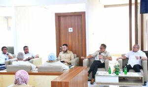 walikota-fadly-amran-hadiri-rapat-koordinasi-penanganan-dan-pemulihan-pasca-bencana-hidrometeorologi walikota-fadly-amran-hadiri-rapat-koordinasi-penanganan-dan-pemulihan-pasca-bencana-hidrometeorologi