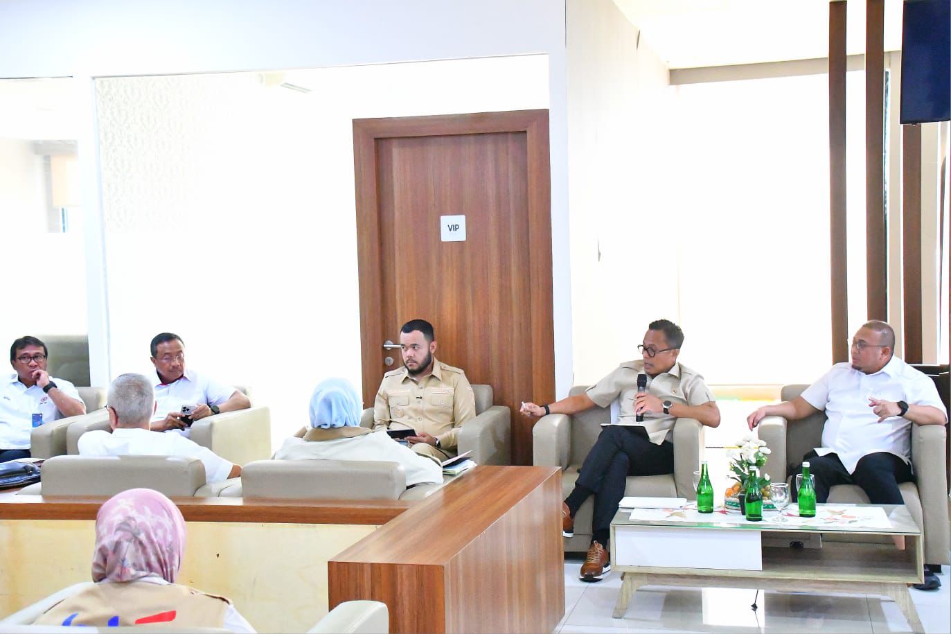 walikota-fadly-amran-hadiri-rapat-koordinasi-penanganan-dan-pemulihan-pasca-bencana-hidrometeorologi