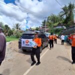 anggota-dprd-sumbar-irsyad-safar-serahkan-bantuan-untuk-korban-tanah-bergerak-di-gunung-omeh