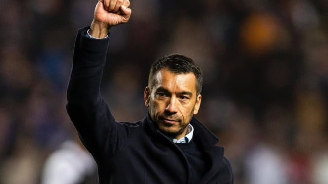 media-inggris-bocorkan-van-bronckhorst-siap-latih-timnas-indonesia,-liverpool-sudah-siapkan-penggantinya