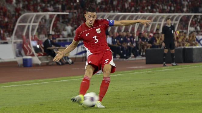 sangar!-prediksi-line-up-ac-milan-andai-jay-idzes-jadi-bergabung,-pakai-formasi-3-bek