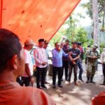 serahkan-bantuan-ke-jorong-gunung-bungsu-batipuah,-eka-putra-minta-masyarakat-tetap-waspadai-perubahan-cuaca