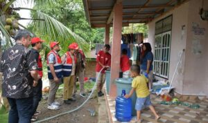 pemerintah-sumbar-apresiasi-kepedulian-pt-semen-padang-dalam-penanganan-banjir-bandang-agam