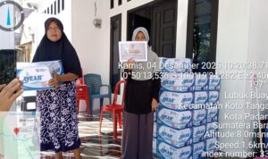 nevi-zuairina-apresiasi-kerelawanan-forum-sehat-koto-tangah-dan-serukan-penguatan-bantuan-untuk-warga-terdampak-banjir-padang nevi-zuairina-apresiasi-kerelawanan-forum-sehat-koto-tangah-dan-serukan-penguatan-bantuan-untuk-warga-terdampak-banjir-padang