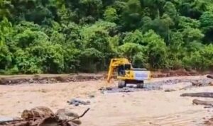 dua-sungai-yang-berbelok-arah-akan-kembali-dinormalisasi