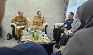 kepala-bpom-payakumbuh-siap-awasi-keamanan-obat-dan-pangan-di-tanah-datar