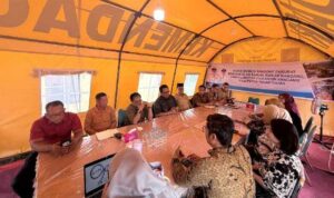 upn-bukittinggi-lakukan-pengabdian-masyarakat-di-lokasi-bencana-tanah-datar upn-bukittinggi-lakukan-pengabdian-masyarakat-di-lokasi-bencana-tanah-datar