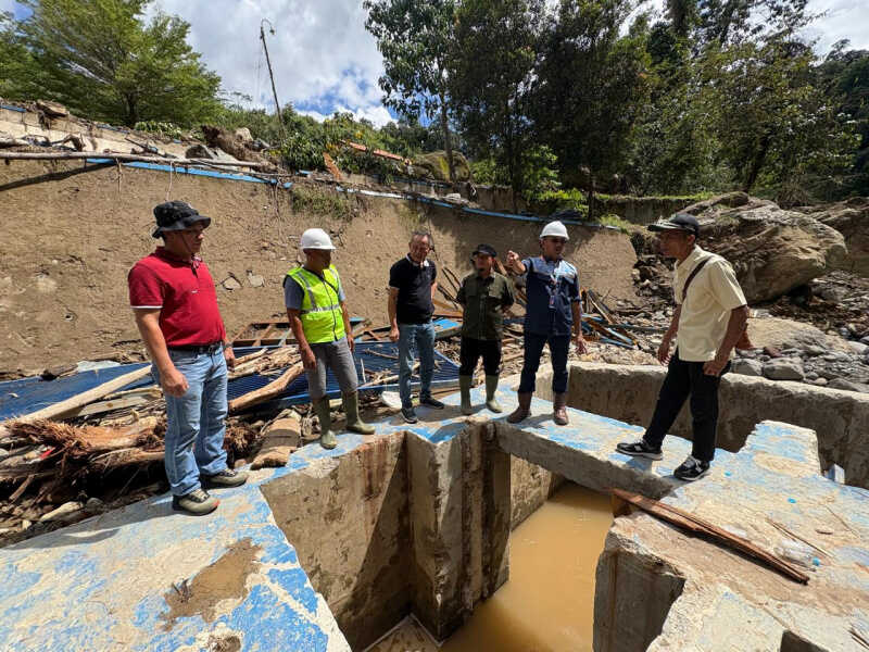 muharlion-apresiasi-kinerja-maksimal-pdam-padang:-targetkan-air-normal-jelang-tahun-baru