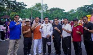 Pemerintah Solok Galakkan Senam dan Jalan Sehat Rutin Mingguan Pemerintah Solok Galakkan Senam dan Jalan Sehat Rutin Mingguan
