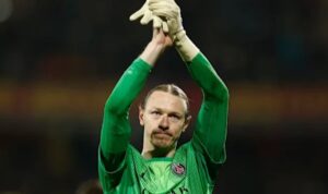 Aktris Mary Rock Tawarkan Malam Panas Dukung Kiper Safonov PSG