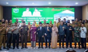 Bupati Solok Lantik Jefrizal, Tekankan Pelayanan Cepat Profesional