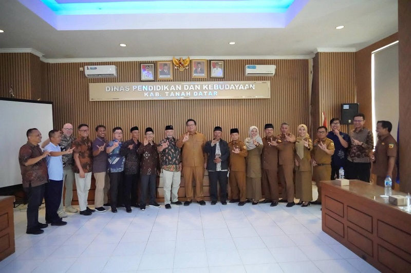 SBN Texas Rancang Rumah Gadang Bagonjong di Texas