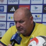 Persib Bidik Gelar, Hodak Santai Hadapi Persijap