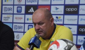 Persib Bidik Gelar, Hodak Santai Hadapi Persijap