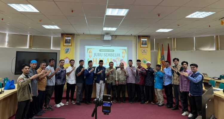 UNP-DMI Sumbar Latih Juru Sembelih Halal Jelang Idul Adha