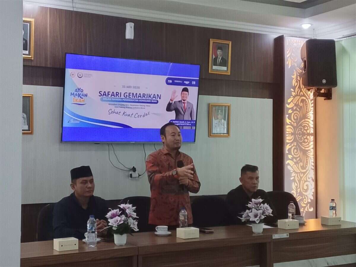 Rahmat Saleh Ajak Warga Sumbar Utamakan Konsumsi Ikan