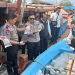 Ditpolairud Polda Sumbar Gagalkan Penyelundupan 2.000 Ikan Hias Asal Mentawai