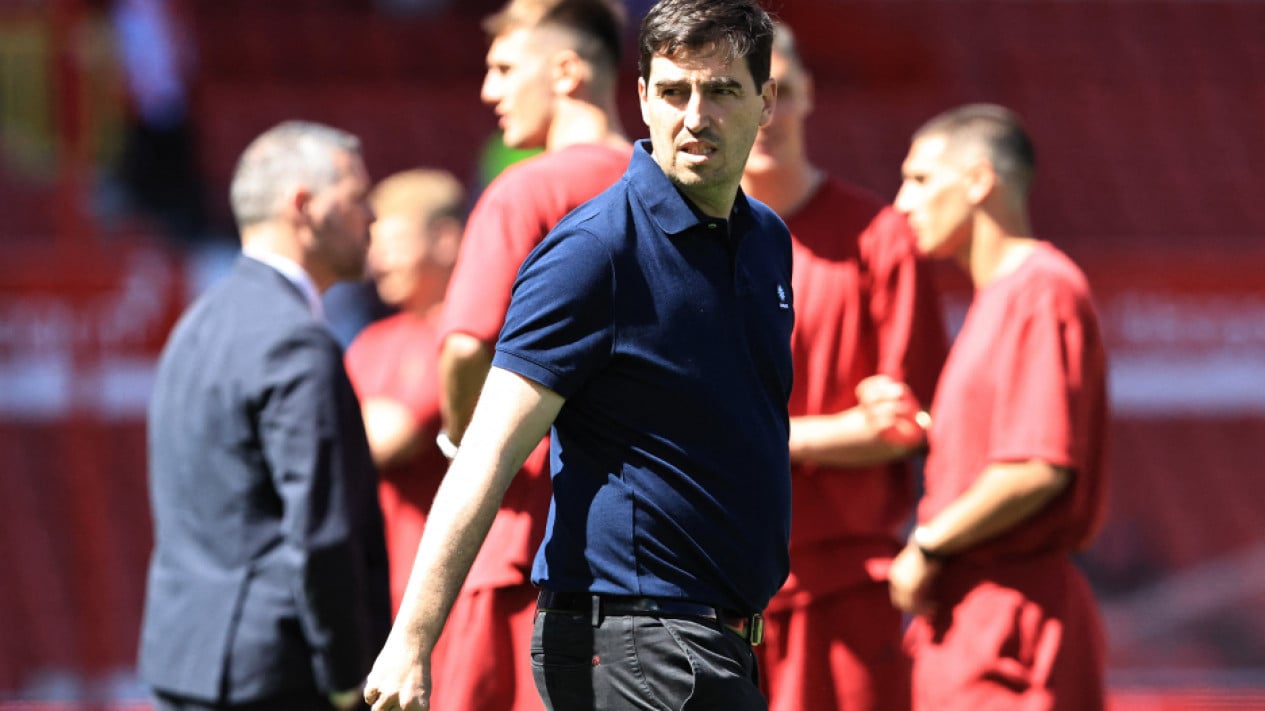 Liverpool Kejar Iraola untuk Gantikan Arne Slot​