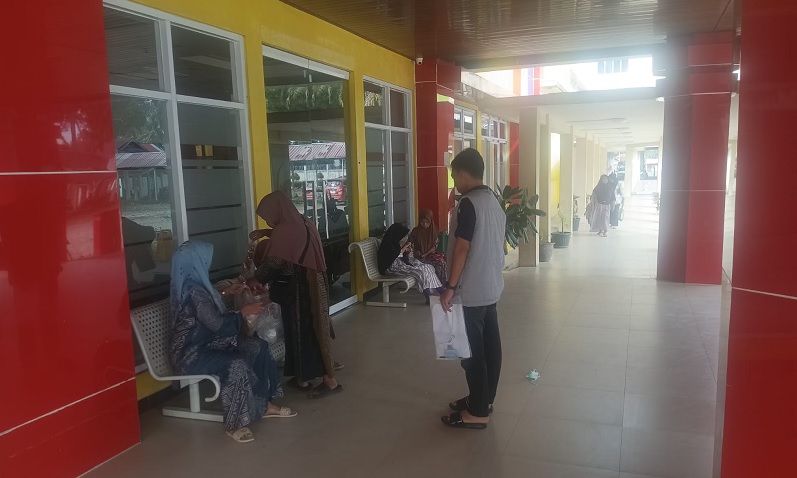 Dokter Spesialis Mangkir, RSUD Pasbar Lumpuhkan Layanan Pasien