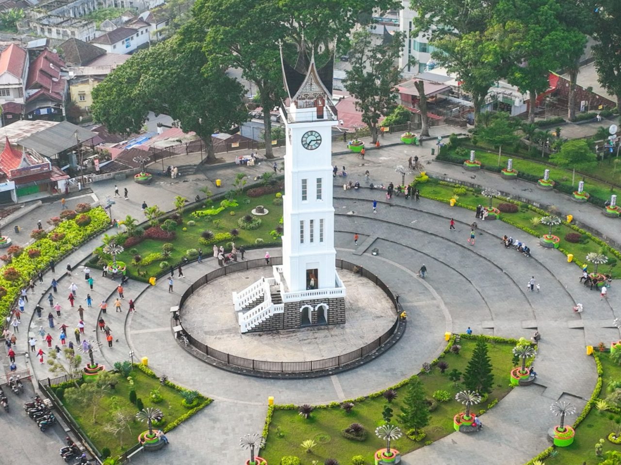 Semen Padang Ungkap Fakta Jam Gadang Tahan Gempa