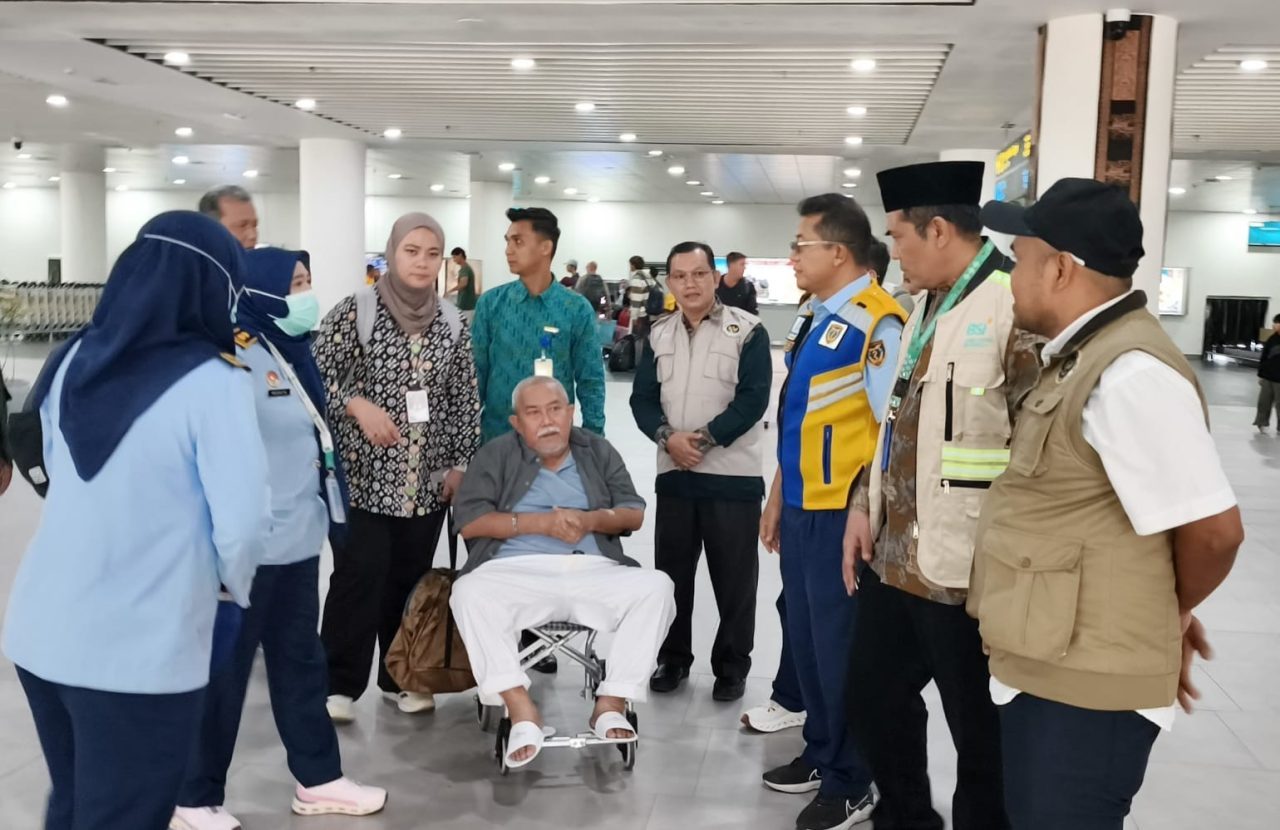 Dua Jemaah Haji Padang Pulang Setelah Dirawat di Arab Saudi
