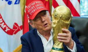 Trump Siap Serahkan Trofi Juara Piala Dunia 2026 Trump Siap Serahkan Trofi Juara Piala Dunia 2026