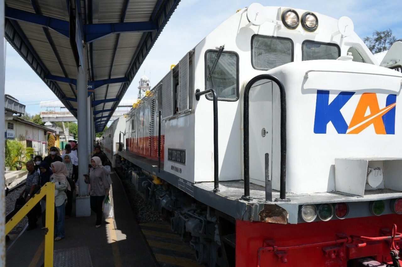 KAI Pacu Pariaman Ekspres Layani Festival Tabuik 2026