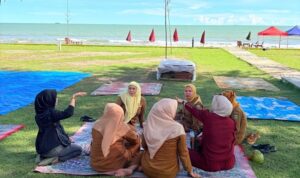 DWP-GOW Padang Pariaman Gerakkan Senam Massal Kampung Nelayan