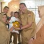 Yota Balad Salurkan Bantuan Pangan untuk 9.938 KPM Pariaman