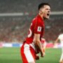 Persija Mengincar Yoshino, Jennifer Coppen Menyentil Hubner