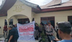 Aksi Gerakan 6 Suku Guncang KAN Lubuk Kilangan, Damai