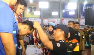 kapolda-sumbar-resmi-tutup-kejuaraan-bulu-tangkis-kapolda-cup-2026