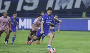 terpopuler:-persib-lepas-4-pemain-asing,-thom-haye-bisa-tersingkir-dari-timnas-indonesia