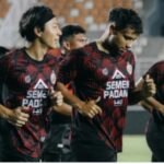 ronaldo-sampai-bersuara!-semen-padang-terkena-penyakit-kronis-sepakbola-indonesia,-telat-bayar-gaji-pemain
